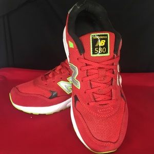 Youth new balance 580 sneakers